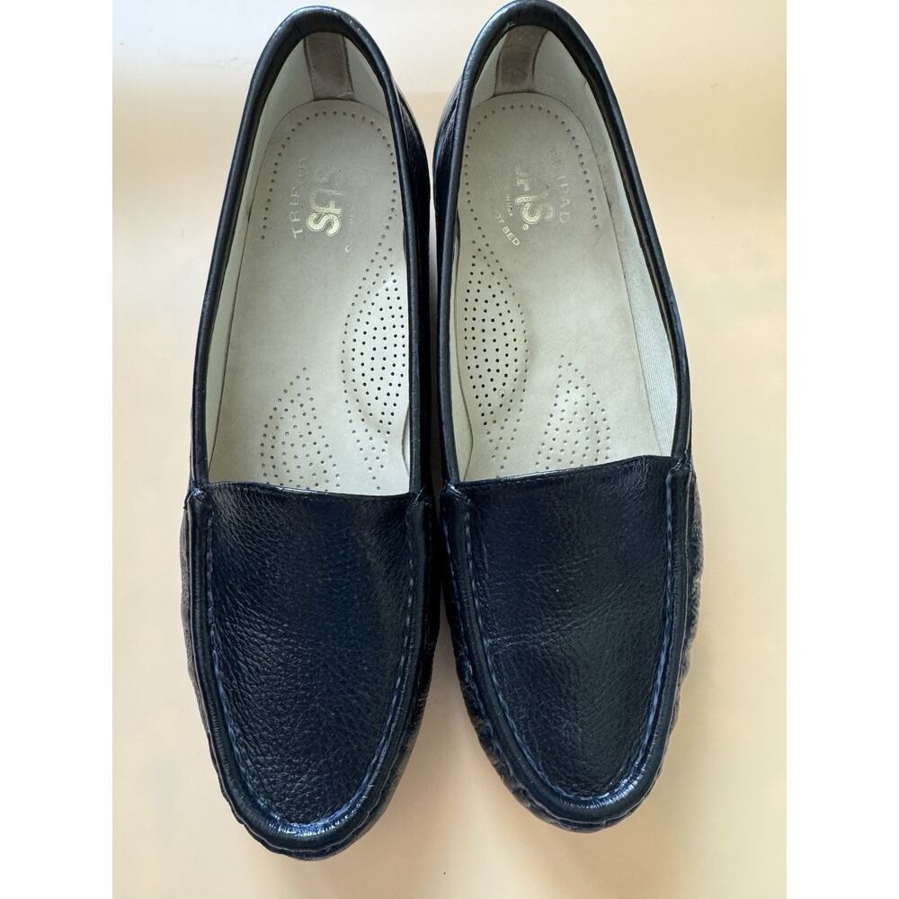 SAS Black Leather Slip On Shoes Size 8.5 M Comfort Classic Loafers